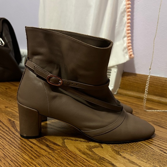 Repetto Gersen Leather Booties in taupe - Picture 11 of 12